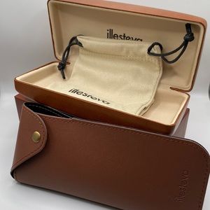 NEW illesteva - 2 eyewear travel cases